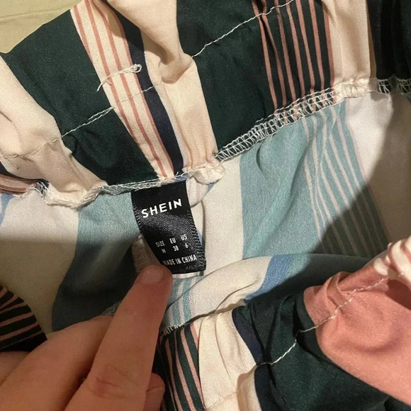 SHEIN Shorts - Picture 3 of 3